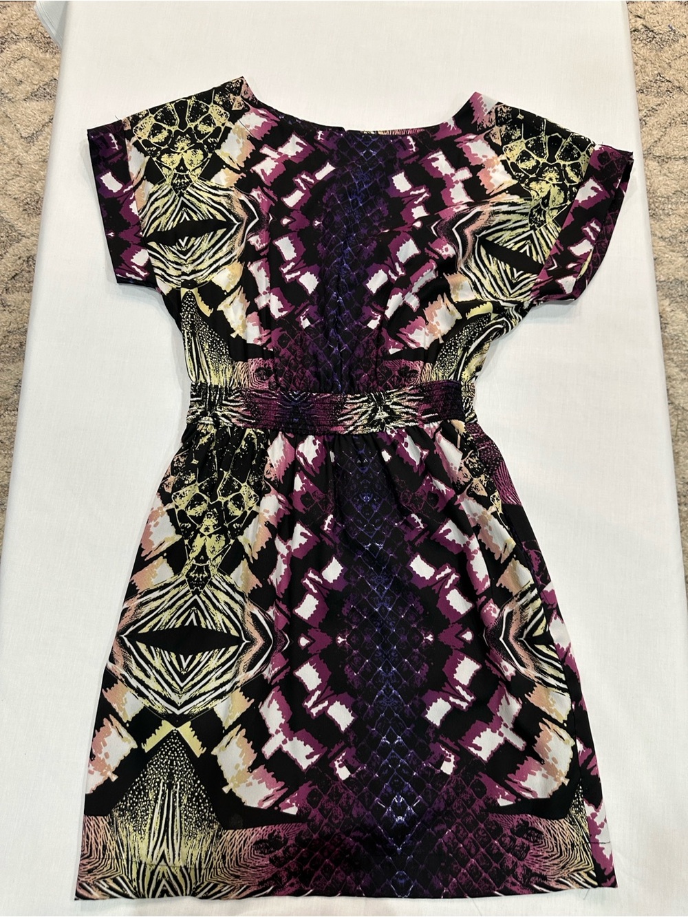 BCBGeneration Purple Abstract Dress W Pockets